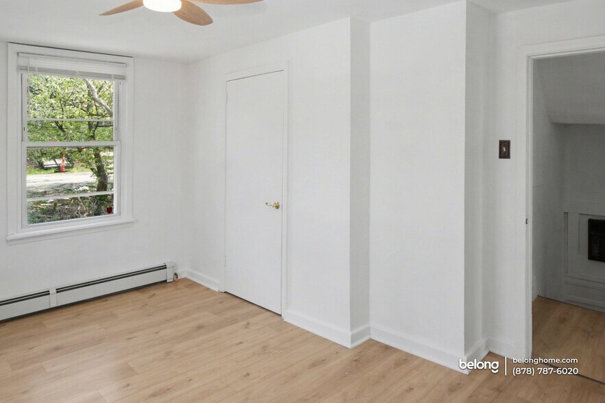 Building Photo - 2309 Valera Ave