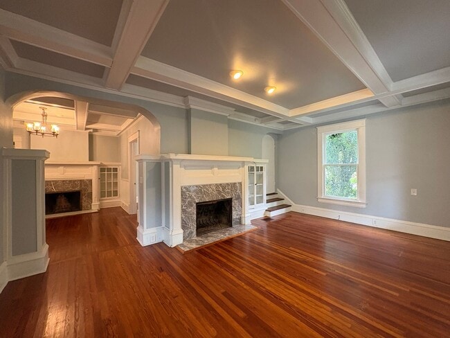 Building Photo - 500 S Eola Dr