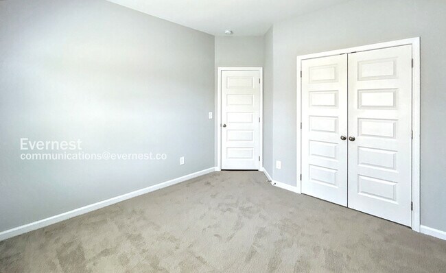 Building Photo - Updated 3 Bedroom Home in Columbia / Pet F...