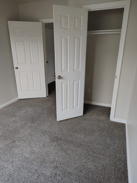 Building Photo - 7716 Appleton St