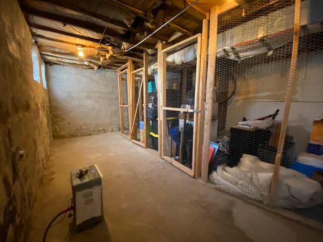 Building Photo - 310 N Ingersoll St