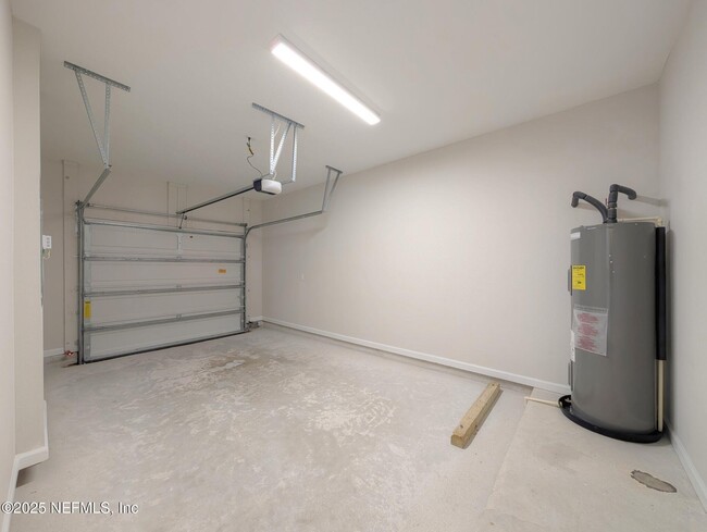 Building Photo - 6023 Carolines Ct