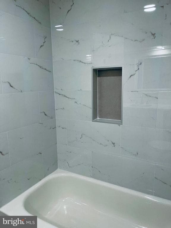 Building Photo - 32 Fendall Ave