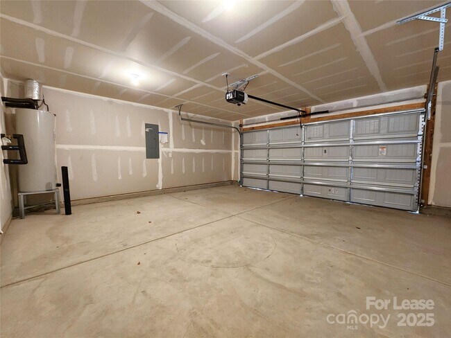 Building Photo - 2973 Sherrills Strm Dr