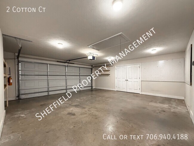 Building Photo - 2 Cotton Ct