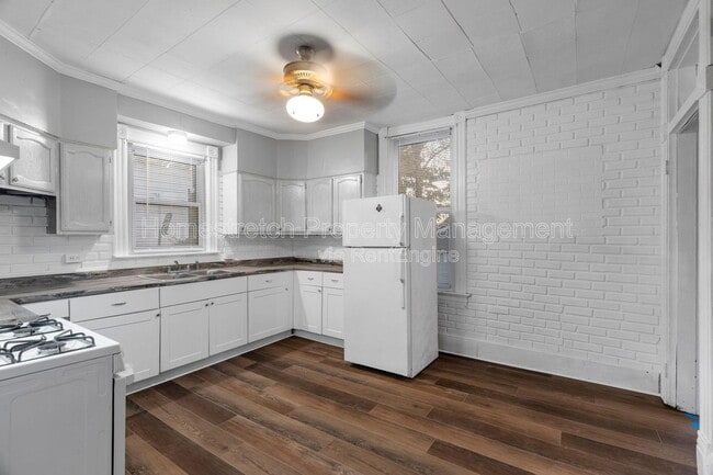 Building Photo - 2420 Shirley Ave