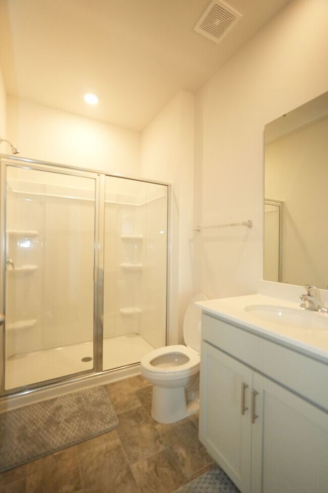 Building Photo - BRAND NEW HOME FOR RENT!
