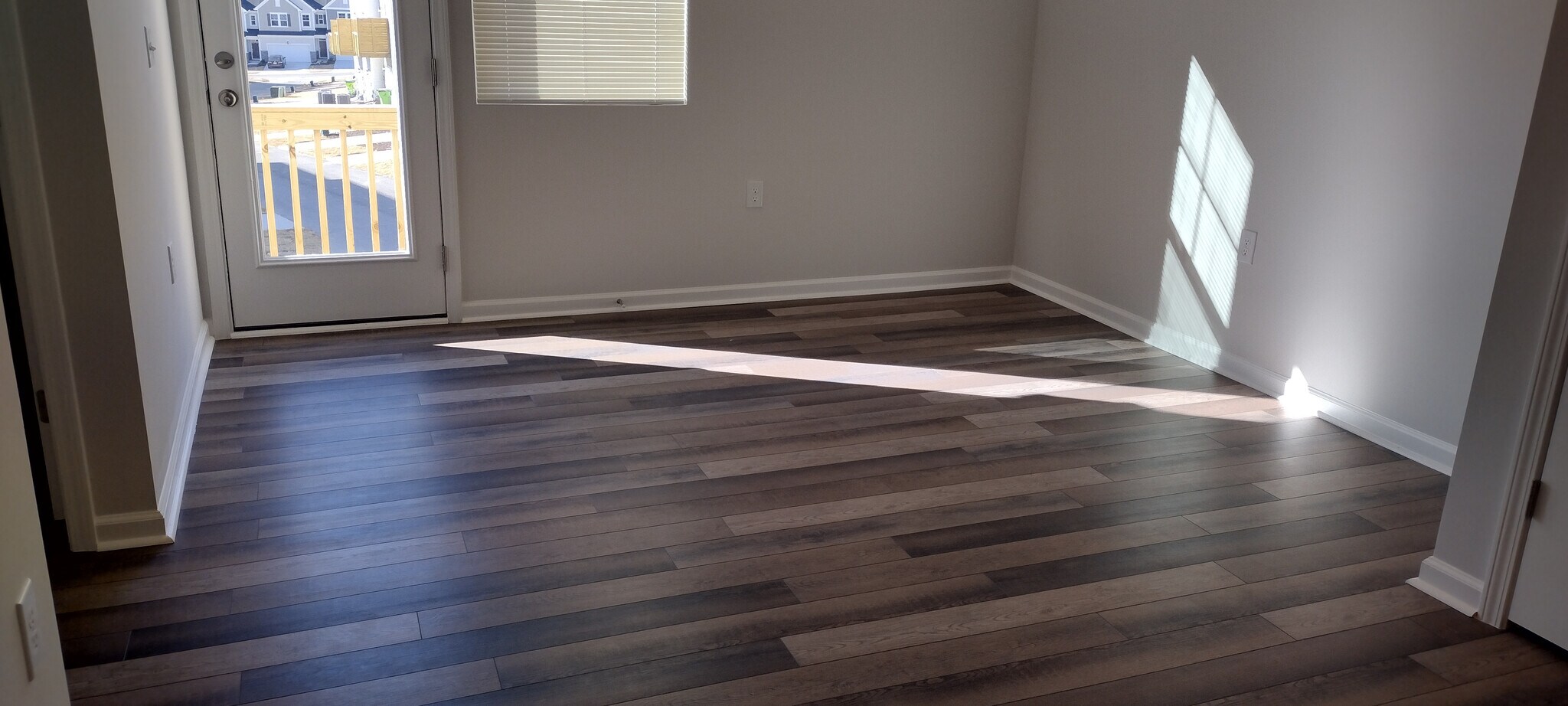 Building Photo - Room in Townhome on Kipp Ln