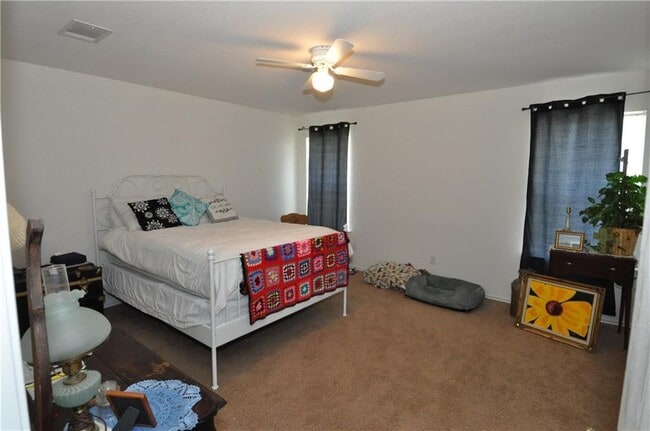 Building Photo - 121 Pheasant Trail