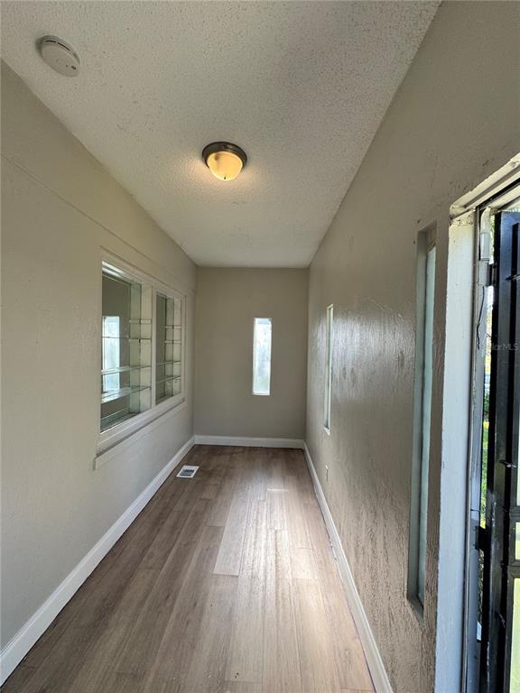 Building Photo - 601 Vera St