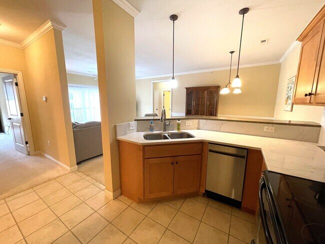 Building Photo - Fully-Furnished 3 Bedroom Condo in Smithton Crossing - Perfect for Traveling Professionals!