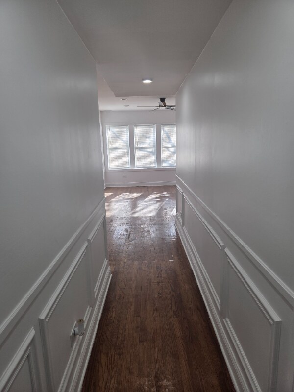 Building Photo - 1048 W Marquette Rd