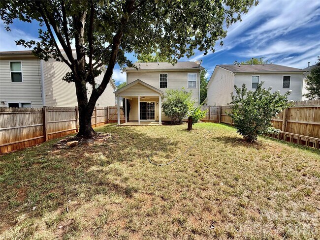 Building Photo - 551 Tribune Dr