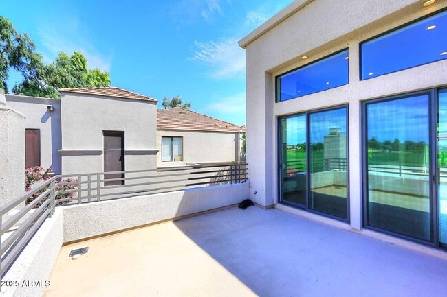 Building Photo - 8989 N Gainey Center Dr