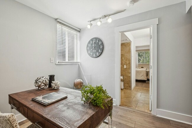 Building Photo - 127 S 800 E