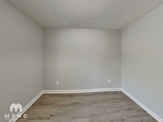 Building Photo - 5455 Fox Haven Trail
