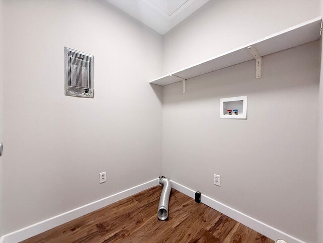 Building Photo - Newly Renovated 3-Bedroom Home with Fenced Backyard and Covered Patio in Cookeville