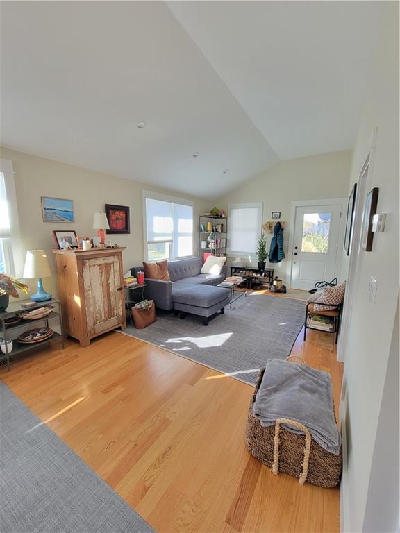 Building Photo - 33 Sakonnet Dr