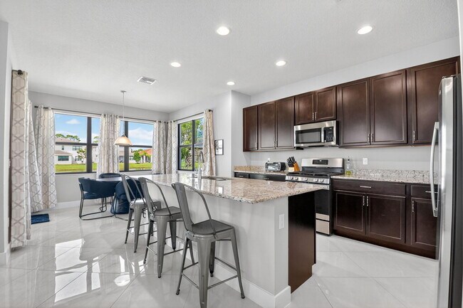 Building Photo - 7303 Estero Dr