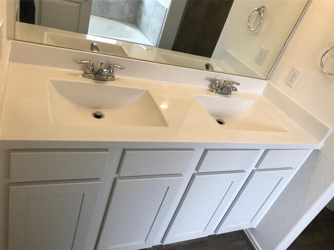 Building Photo - 1200 Nokota Bnd