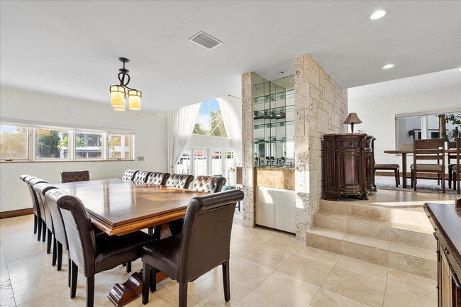 Building Photo - 1421 Ponce de Leon Dr