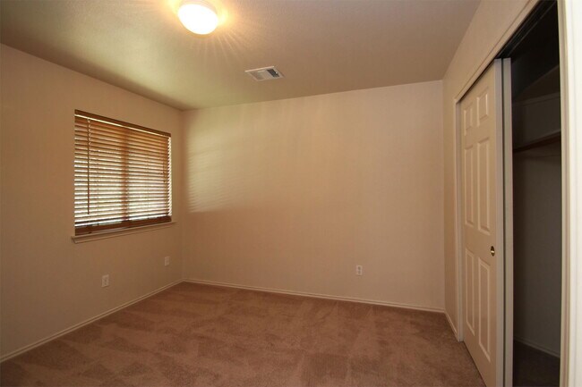 Building Photo - 16516 Fowler Mill Cove