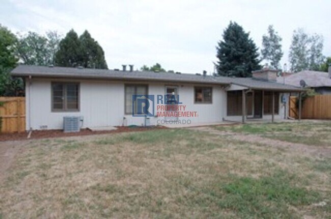 Building Photo - 461 S Kearney St