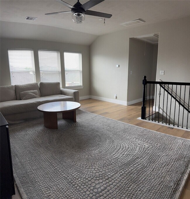 Building Photo - 9935 Clear Diamond Dr