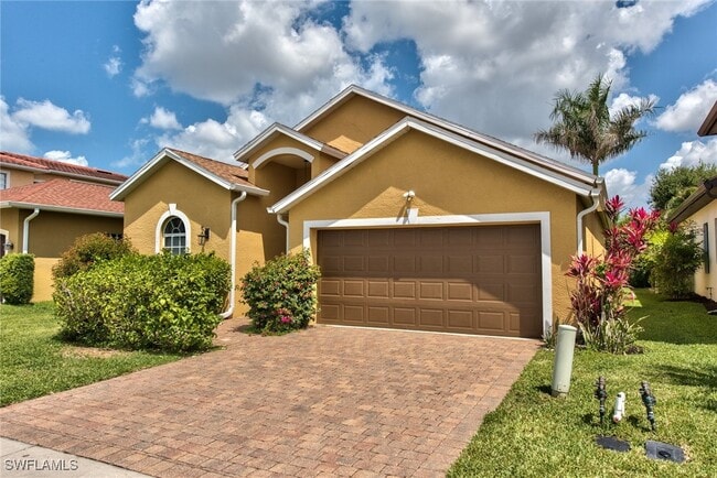 Building Photo - 3748 Kent Dr