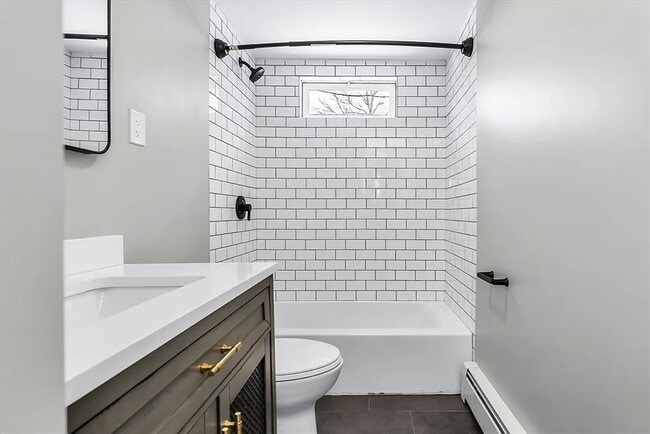 Building Photo - Beautifully Renovated 3-Bedroom Home in Woburn – $3,650.00/mo