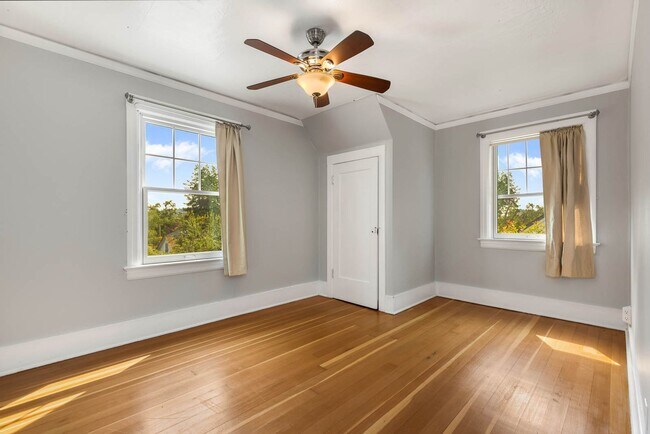 Building Photo - 1513 N Dorothy Pl