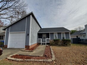 Building Photo - 6786 Candlewood Dr