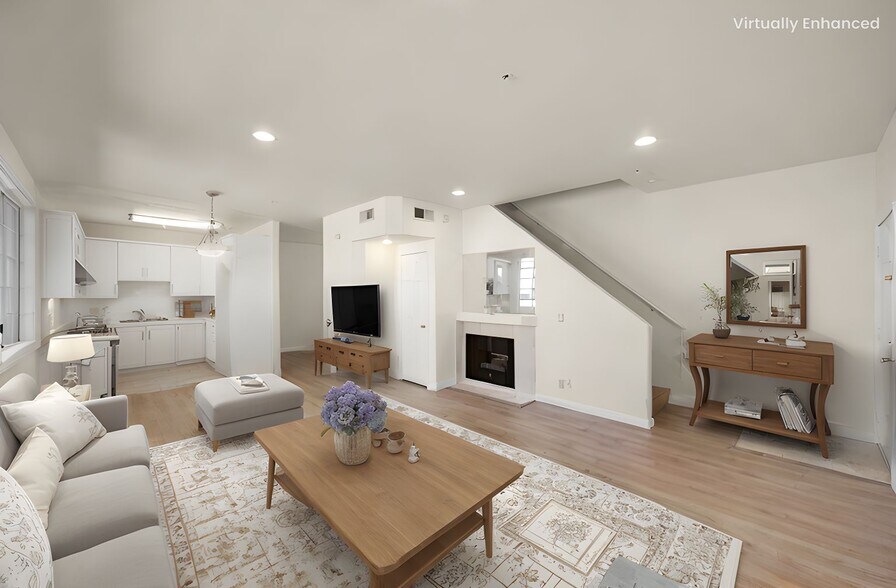 Building Photo - 18347 Saticoy St