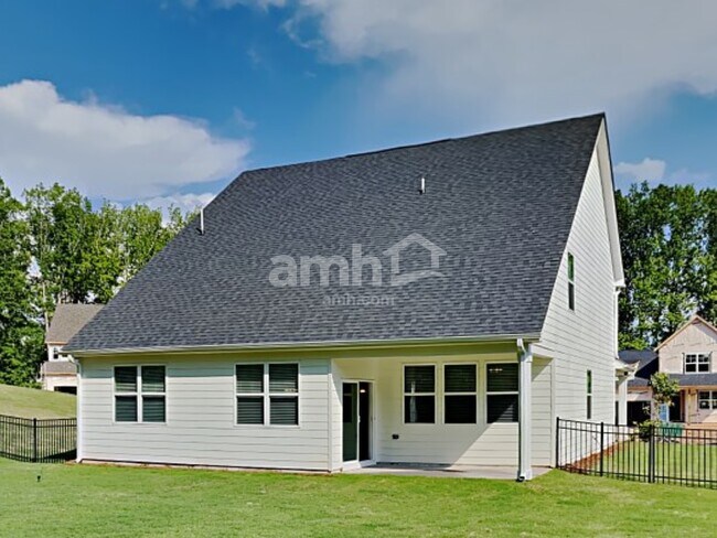 Building Photo - 5060 Hudson Vly Dr