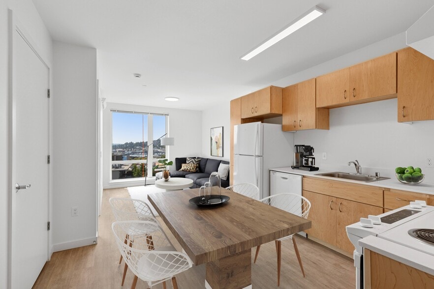 Building Photo - St Luke's