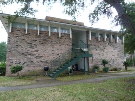 Primary Photo - Spanish Lake Apartments