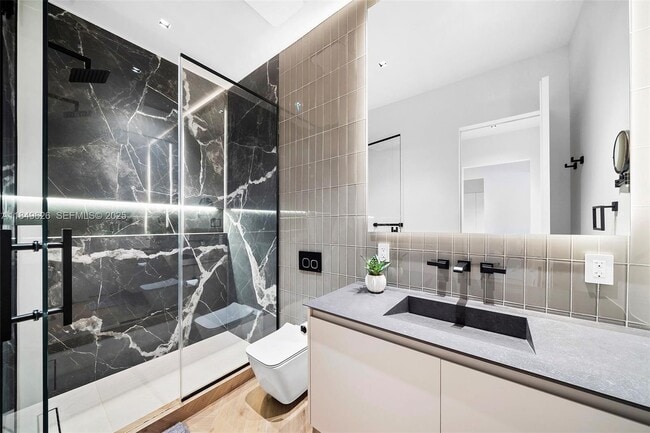 Building Photo - 632 Intracoastal Dr