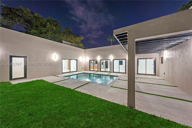 Building Photo - 12335 Griffing Blvd