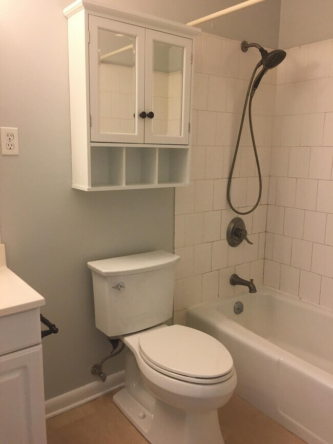 Building Photo - 102 Boyd Dr