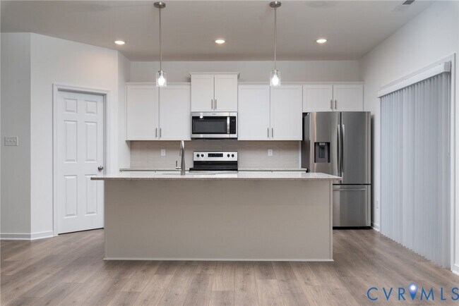 Building Photo - 6501 Bolles Landing Ct