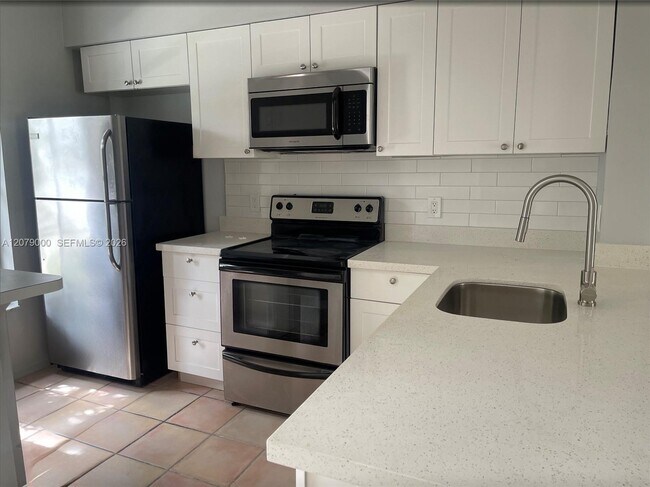 Building Photo - 48 Whitehead Cir