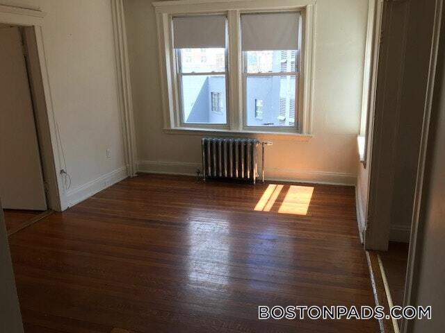 Building Photo - 1163 Boylston St