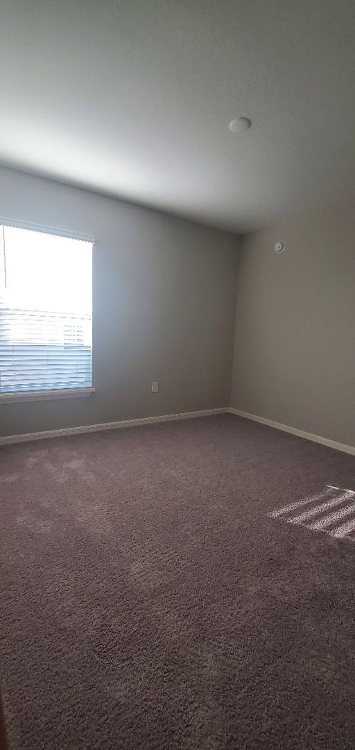 Building Photo - Beautiful 4/2 in Villamar **MOVE-IN SPECIA...