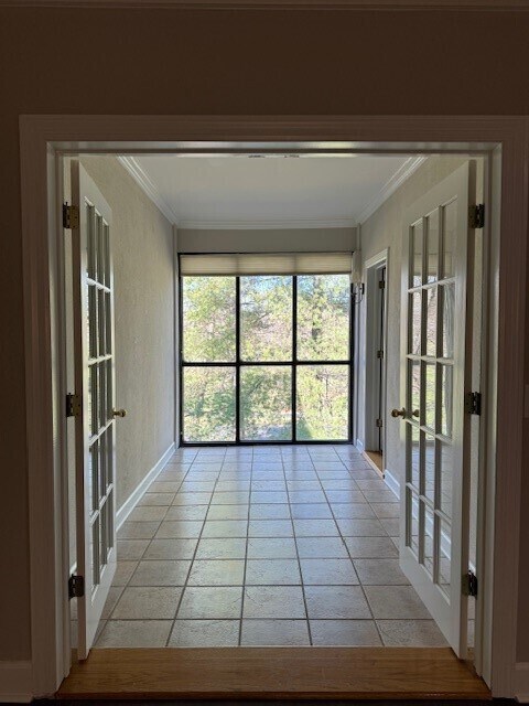 Building Photo - Green Hills 3 Bedroom Condo