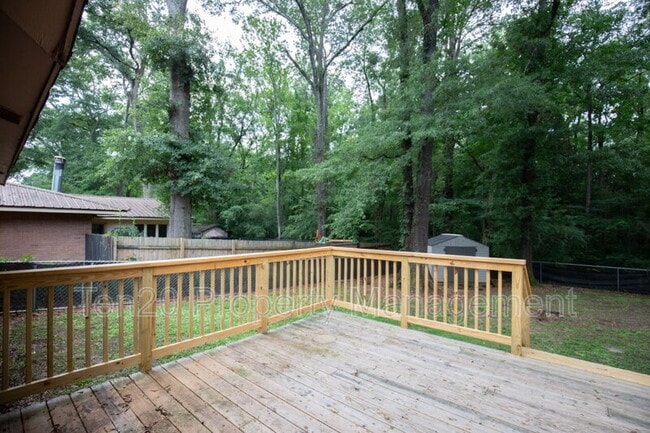 Building Photo - 4034 Savannah Dr