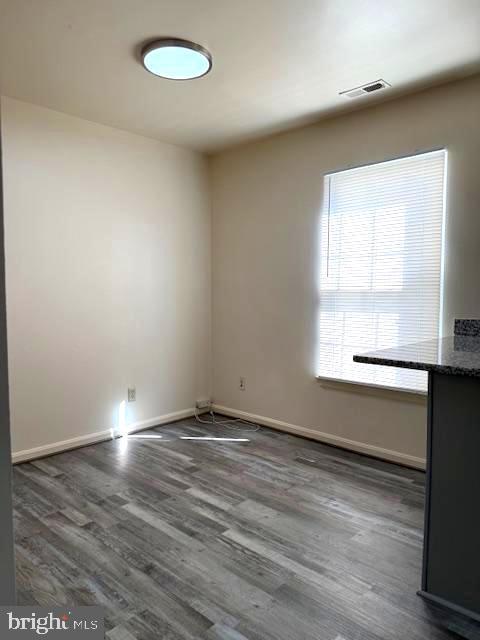 Building Photo - 5166 Dominion Dr