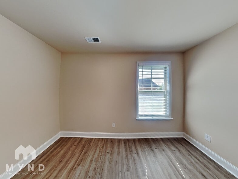 Building Photo - 601 Summer Cove Cir NW