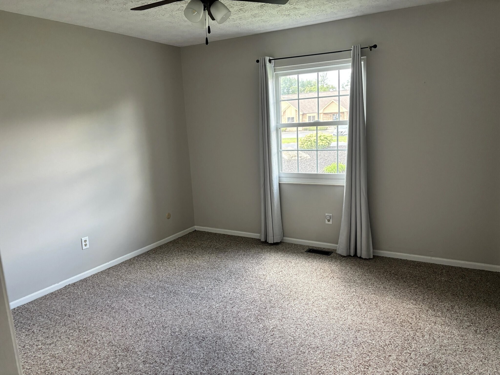 Building Photo - 7603 Paragon Commons Cir