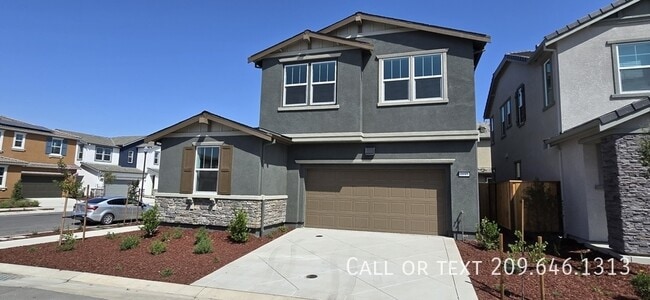 Building Photo - 1695 Placer Pl