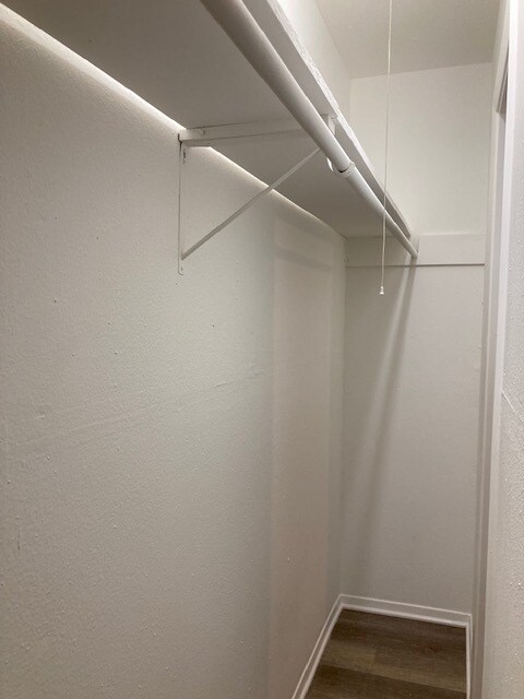 Building Photo - JR APARTMENTS